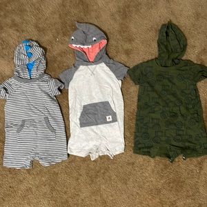 3 jumpsuits 18 month worn once